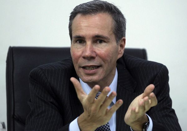 Investigarán si Nisman y su familia lavaron dinero