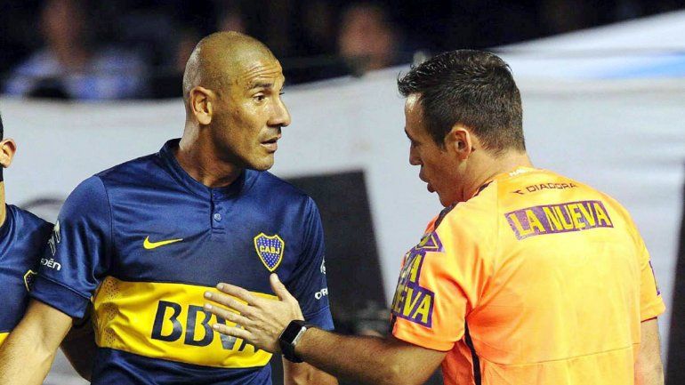 El Cata Díaz protagonizó varias polémicas. Tevez rompió a un rival.