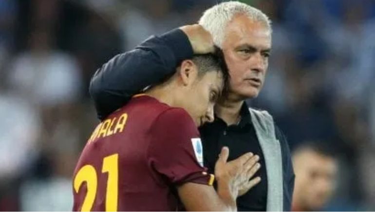 Mourinho sufre la lesión de Paulo Dybala y la comparó con la baja Haaland en el City