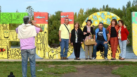 En la primera quincena, cada turista gastó unos 1700 por día.
