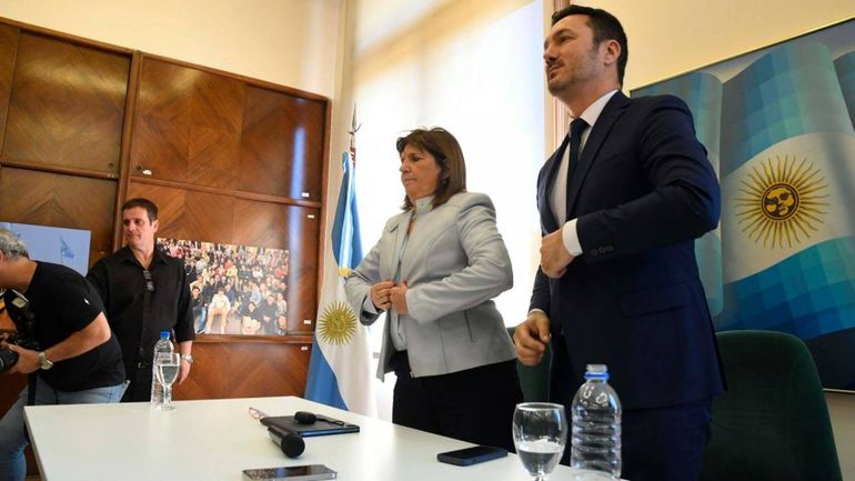 Funcionarios nacionales llegaron a la Patagonia para colaborar en los incendios