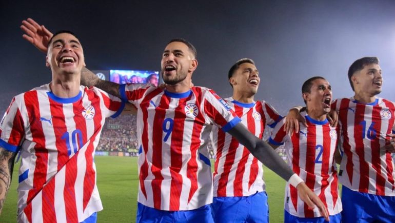 La selección de Paraguay busca ganarle al local.