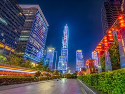 El intendente de Neuquén buscará replicar algunas políticas de aplicación tecnológica en la gestión urbana. El intendente de Neuquén buscará replicar algunas políticas de aplicación tecnológica en la gestión urbana.