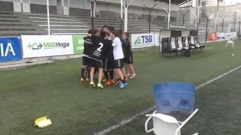 De cabeza: los pibes de Cipo grabaron su propio viral