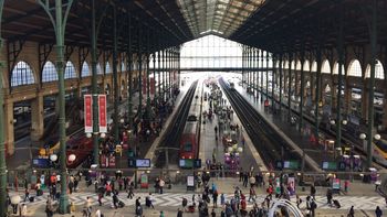 La Estación del Norte, en París, es una terminal neurálgica de Francia y una de las más concurridas de Europa. La Estación del Norte, en París, es una terminal neurálgica de Francia y una de las más concurridas de Europa.