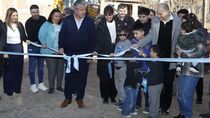 centenario: inauguraron la conexion de gas para vecinos de un barrio de la meseta