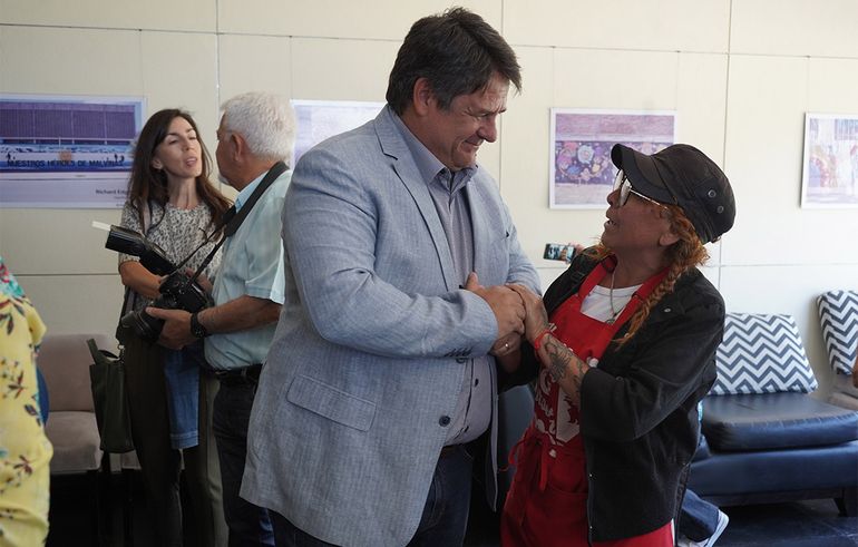 Fiesta de la Confluencia: el emotivo mensaje de una vendedora ambulante