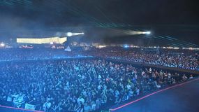 Más de 370 mil personas se hicieron presente en la segunda noche de la Fiesta de la Confluencia. | LM Neuquen Más de 370 mil personas se hicieron presente en la segunda noche de la Fiesta de la Confluencia.