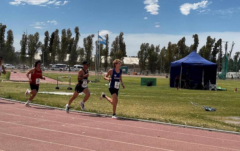El Atletismo tuvo su fiesta en Neuquén con una competencia multitudinaria