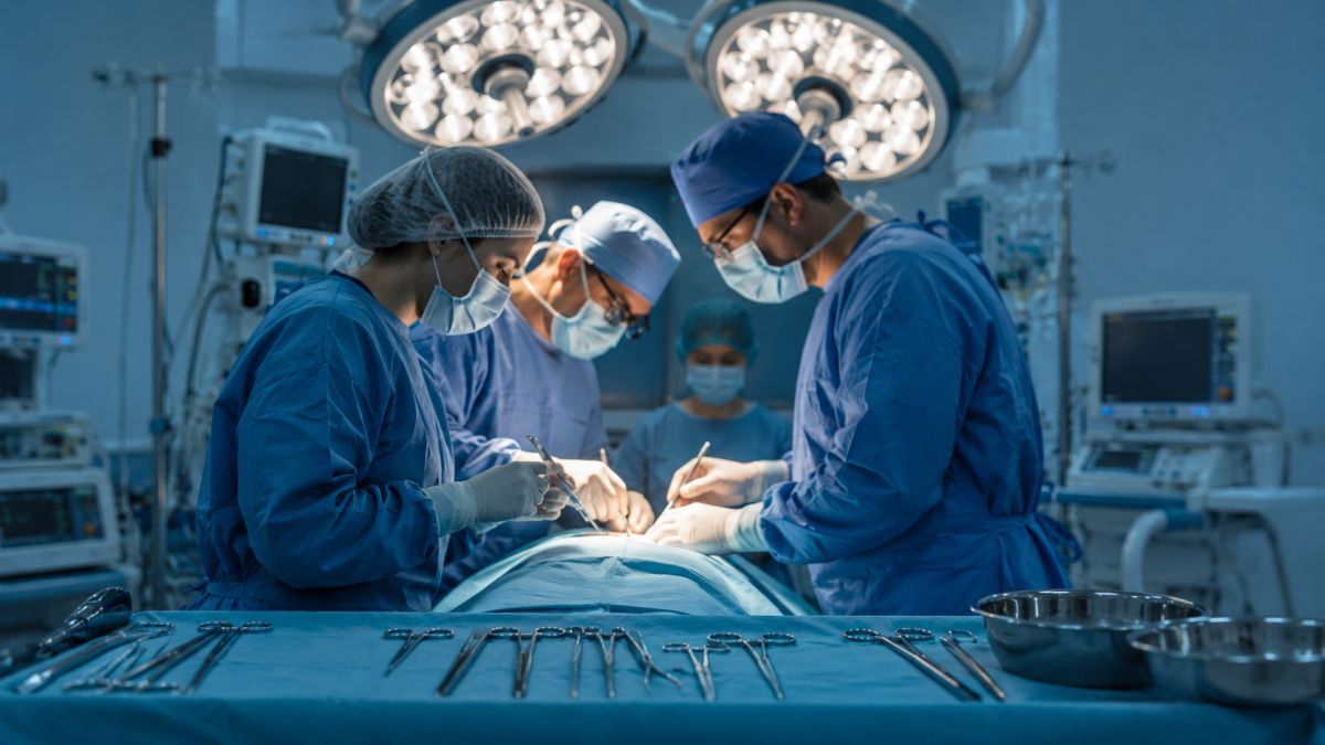 La cirugía laparoscópica realizada en una clínica privada quedó en el centro de una demanda por presunta mala praxis médica.