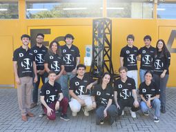 .Un equipo argentino ganó por primera vez la competencia internacional de perforación Drillbotics.