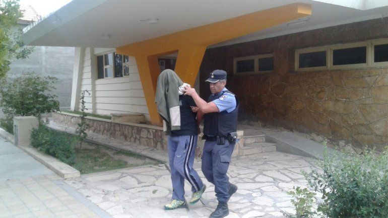 Quedó preso por 24 horas. La rueda de reconocimiento será clave.