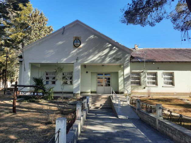 Evacuaron a los alumnos por un escape de gas.