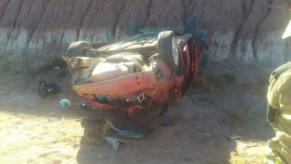 Salían del TC y volcaron en la autovía Norte: dos heridos