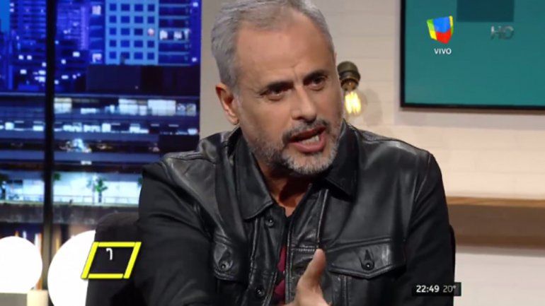Jorge Rial le respondió a Jorge Lanata desde el living del late night show que conduce Luis Novaresio.
