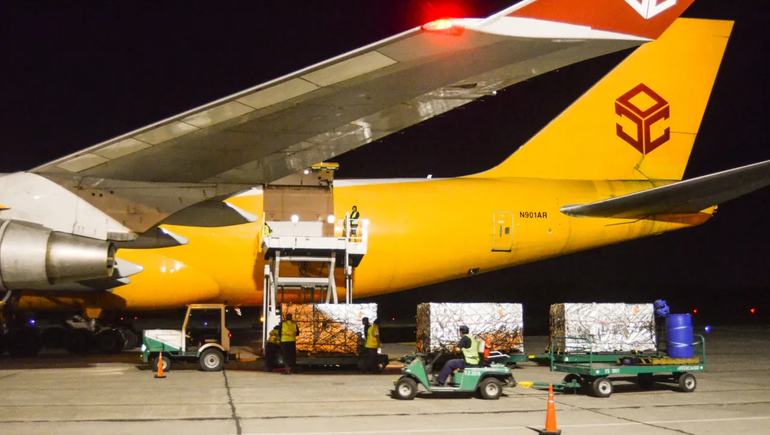 La provincia tomará el control de cargas del aeropuerto neuquino