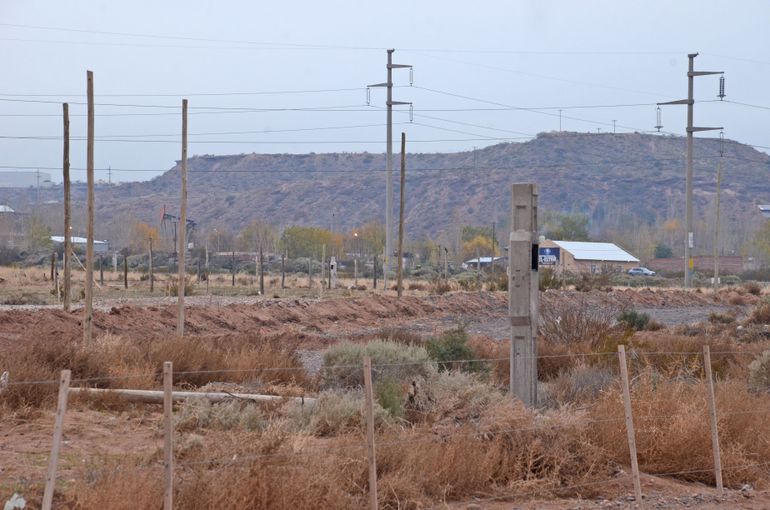 Denuncia de estafa millonaria con lotes en Las Bardas de Neuquén: la explicación de un empresario en la mira | LM Neuquen Denuncia de estafa millonaria con lotes en Las Bardas de Neuquén: la explicación de un empresario en la mira