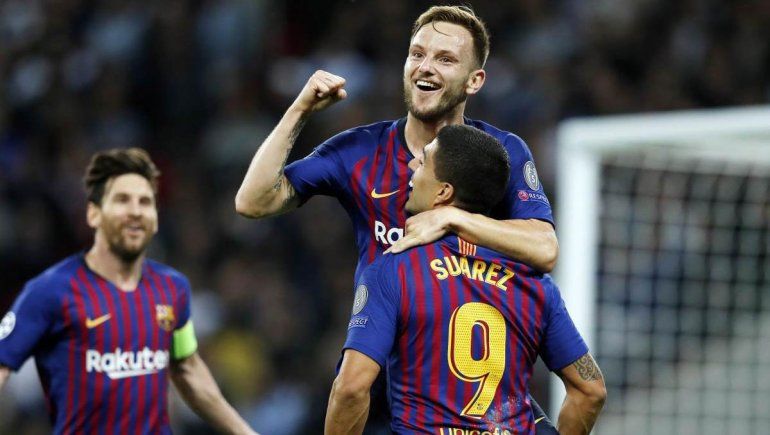 El saludo de un crack del Barcelona a una banda de Junín por una canción en su honor