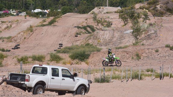 Para la Justicia el motocross no afecta el ambiente