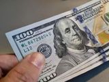 El dólar con leve suba este miércoles