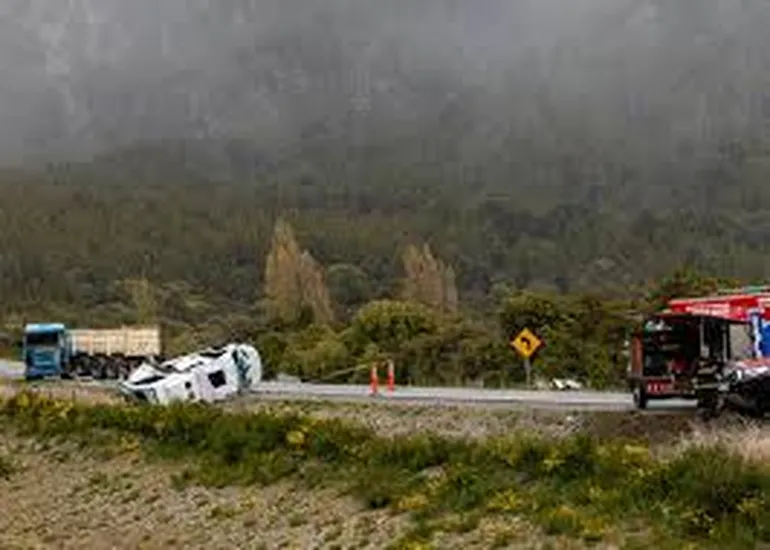 Condenaron al camionero que chocó un minibus y mató a siete turistas en la Ruta 40