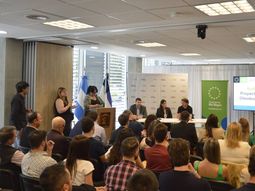 En Catriel prometen trabajo y prioridad para los locales. En Catriel prometen trabajo y prioridad para los locales.