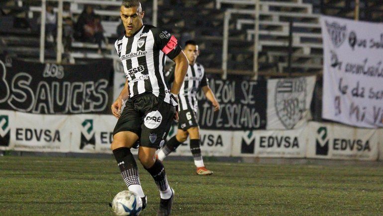 Referentes locales molestos con los colegas de Riestra