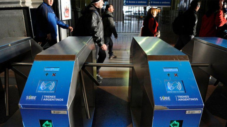 Video: a los tiros en una estación de tren en Lomas de Zamora