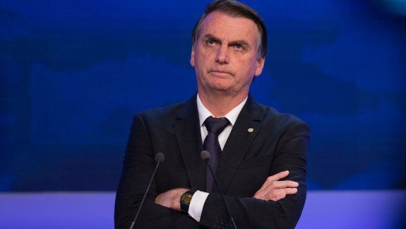 Jair Bolsonaro amenaza con irse de la OMS
