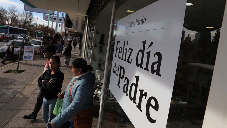 Este año, el Día del Padre será el 21 de junio. Este año, el Día del Padre será el 21 de junio.