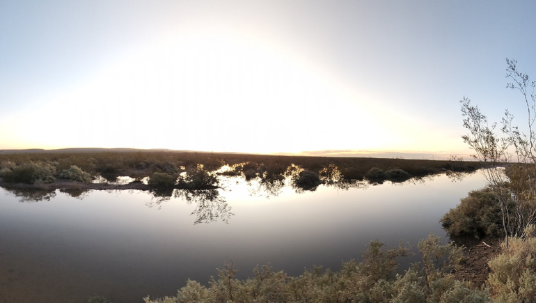 Una fuga en el acueducto formó una laguna en plena meseta