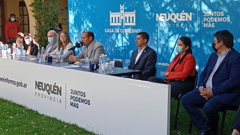 conferencia prensa gutierrez mes de las mujeres