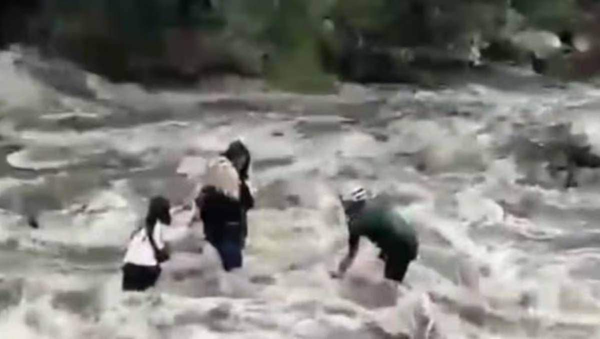 Un ministro de San Luis rescató a un grupo de mujeres atrapadas en un arroyo.&nbsp;