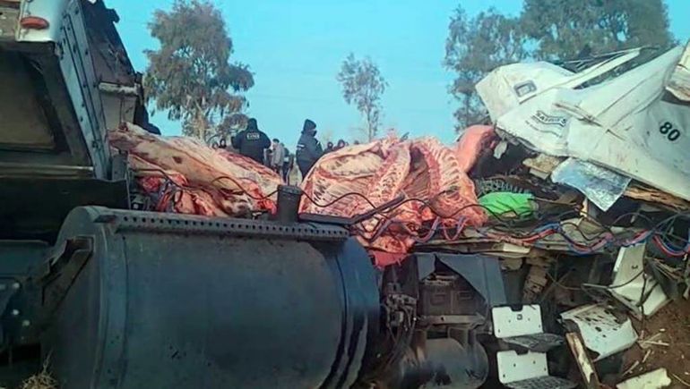 El saqueo de cerdos dejó al camión vacío.