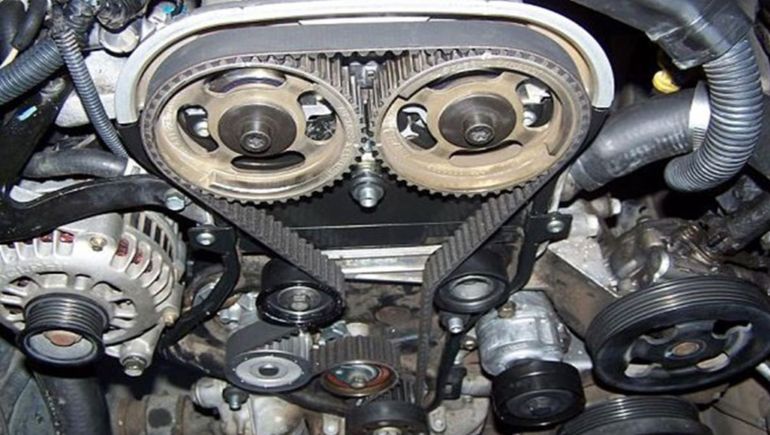 Un recambio a tiempo de la correa protege el motor y ahorra reparaciones costosas. Un recambio a tiempo de la correa protege el motor y ahorra reparaciones costosas.