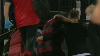 video: beccacece le grito el gol en la cara, delfino lo cogoteo y se armo video: beccacece le grito el gol en la cara, delfino lo cogoteo y se armo