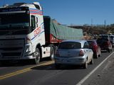 Controles en el tercer puente causa un colapso en el tránsito