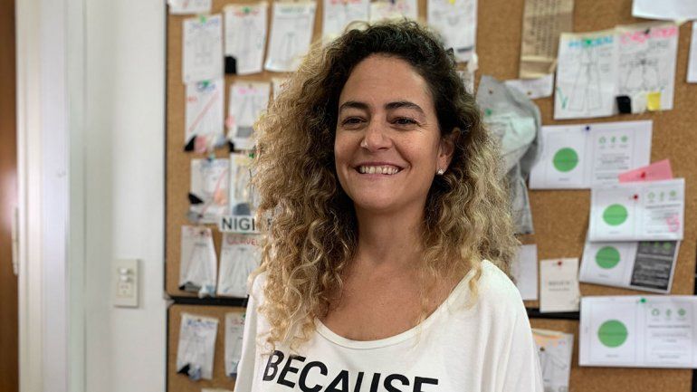 Crean indumentaria con residuos de Vaca Muerta