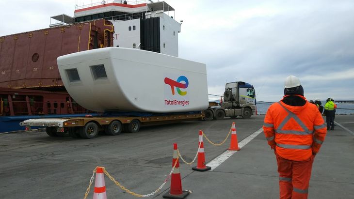 TotalEnergies avanza en la construcción del parque eólico más austral del mundo. TotalEnergies avanza en la construcción del parque eólico más austral del mundo.