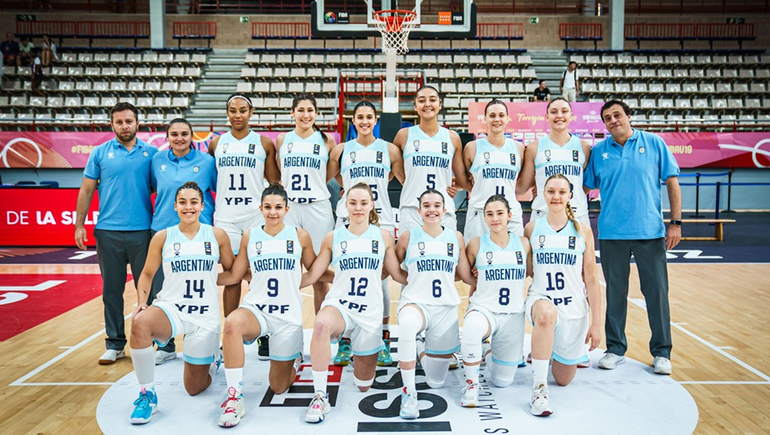 La Selección Argentina cayó en el estreno del Mundial. (Foto: CAB).