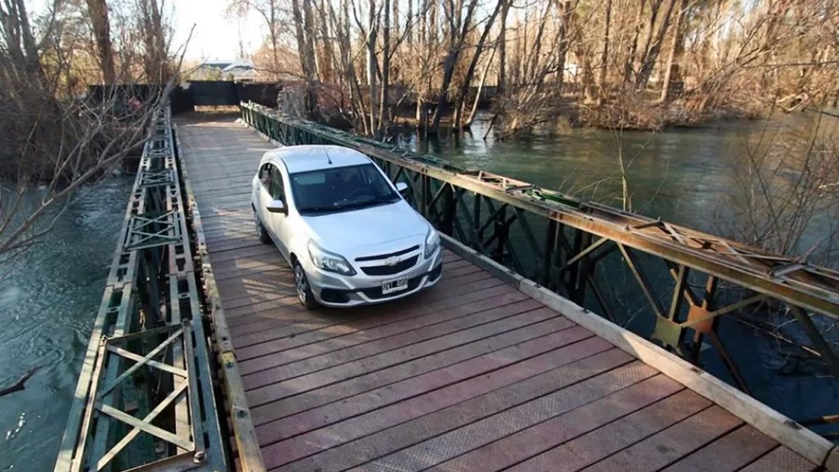 Centenario: adjudicaron la construcción del puente de la calle 7