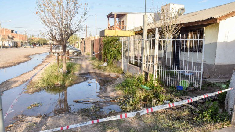 Detuvieron a una mujer de 25 años por el hallazgo del muerto calcinado