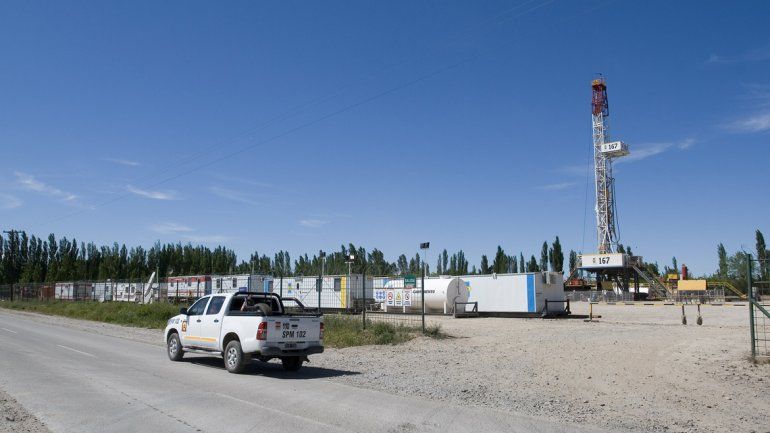 La estación YPF no sufrió daños porque el artefacto no explotó.
