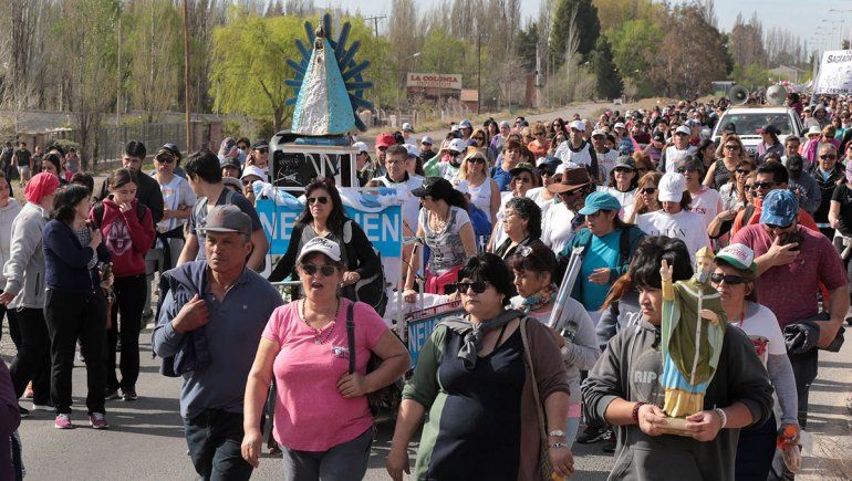 La devoción por la Virgen de Luján reunió a miles de peregrinos