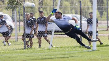 Luciano Molini, arquero de Cipolletti. Luciano Molini, arquero de Cipolletti.