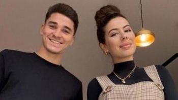 por que la maestra de ingles de julian alvarez se mudo a la argentina por que la maestra de ingles de julian alvarez se mudo a la argentina