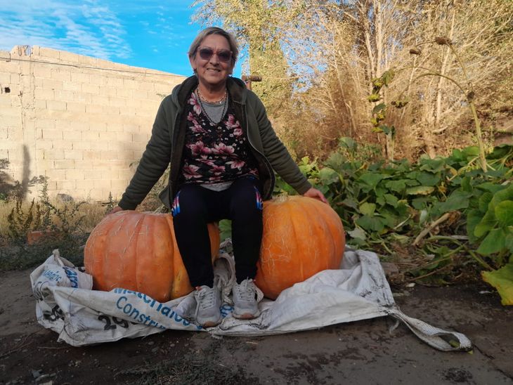 Susana Lazo, la huertera feliz de Senillosa. Foto: gentileza. Susana Lazo, la huertera feliz de Senillosa. Foto: gentileza.