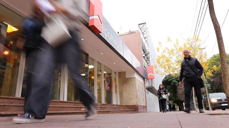 La Bancaria dio a conocer cómo será el servicio en el sector durante el paro. La Bancaria dio a conocer cómo será el servicio en el sector durante el paro.