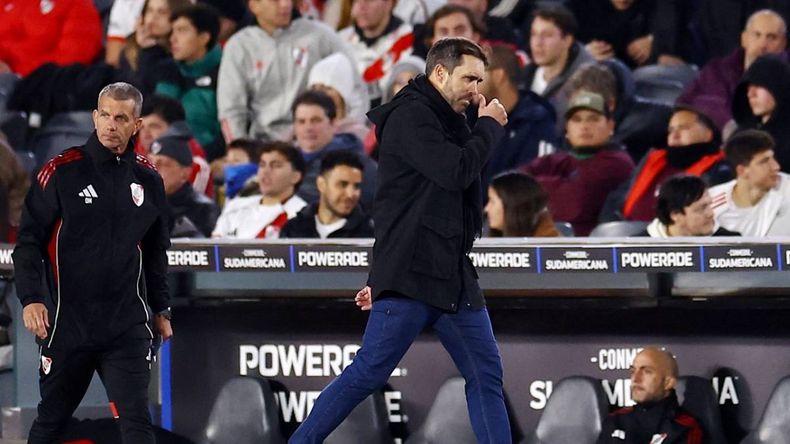 La respuesta de Coudet sobre el futuro de Juanfer Quintero | LM Neuquen La respuesta de Coudet sobre el futuro de Juanfer Quintero