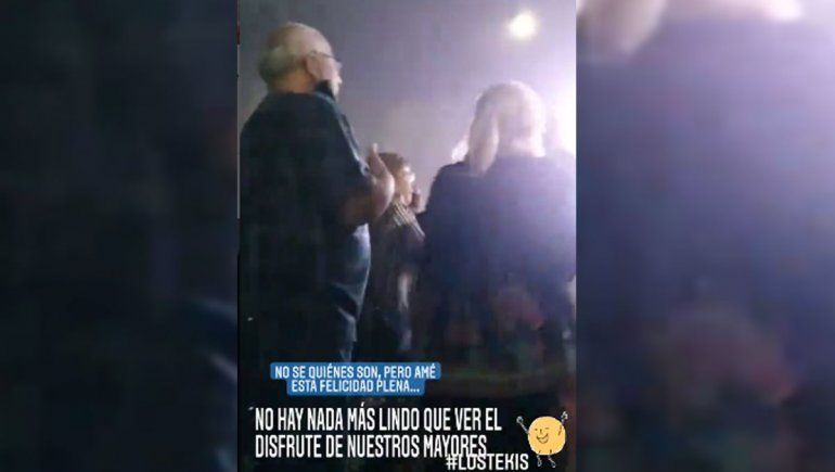 Los adultos mayores también disfrutan de la Fiesta de la Confluencia
